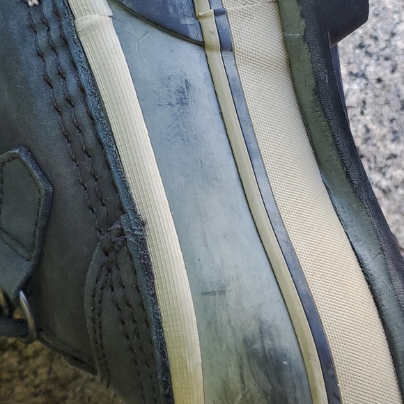 Sorel Caribou Suede Waterproof Winter boots. Men's Size 8 - Picture 5 of 15